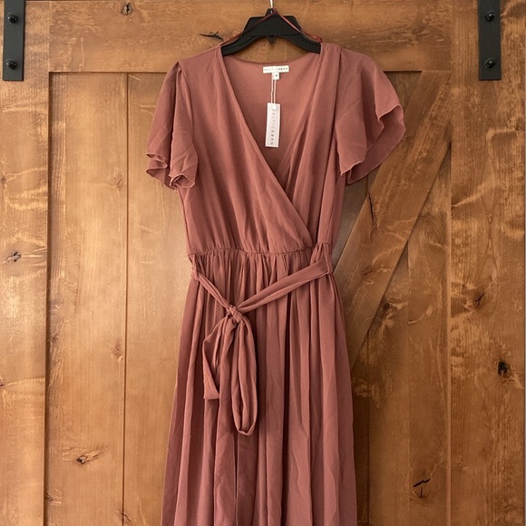 Baltic Born Kristina Maxi Dress size medium - Picture 3 of 10